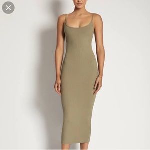 Meshki Green Midi Ribbed Dress